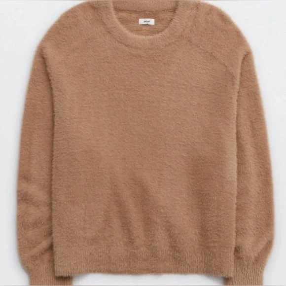 NWT Aerie - Flurry Fuzzy Crewneck Oversized Sweater in Beige Tan - Picture 3 of 4